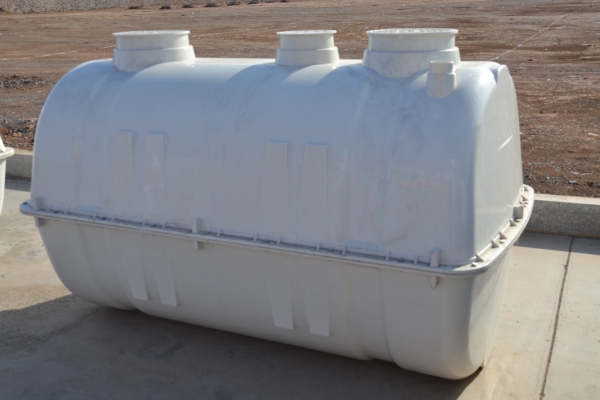 SMC模壓玻璃鋼化糞池和纏繞化糞池的區(qū)別在哪 SMC模壓玻璃鋼化糞池和纏繞化糞池的區(qū)別在哪